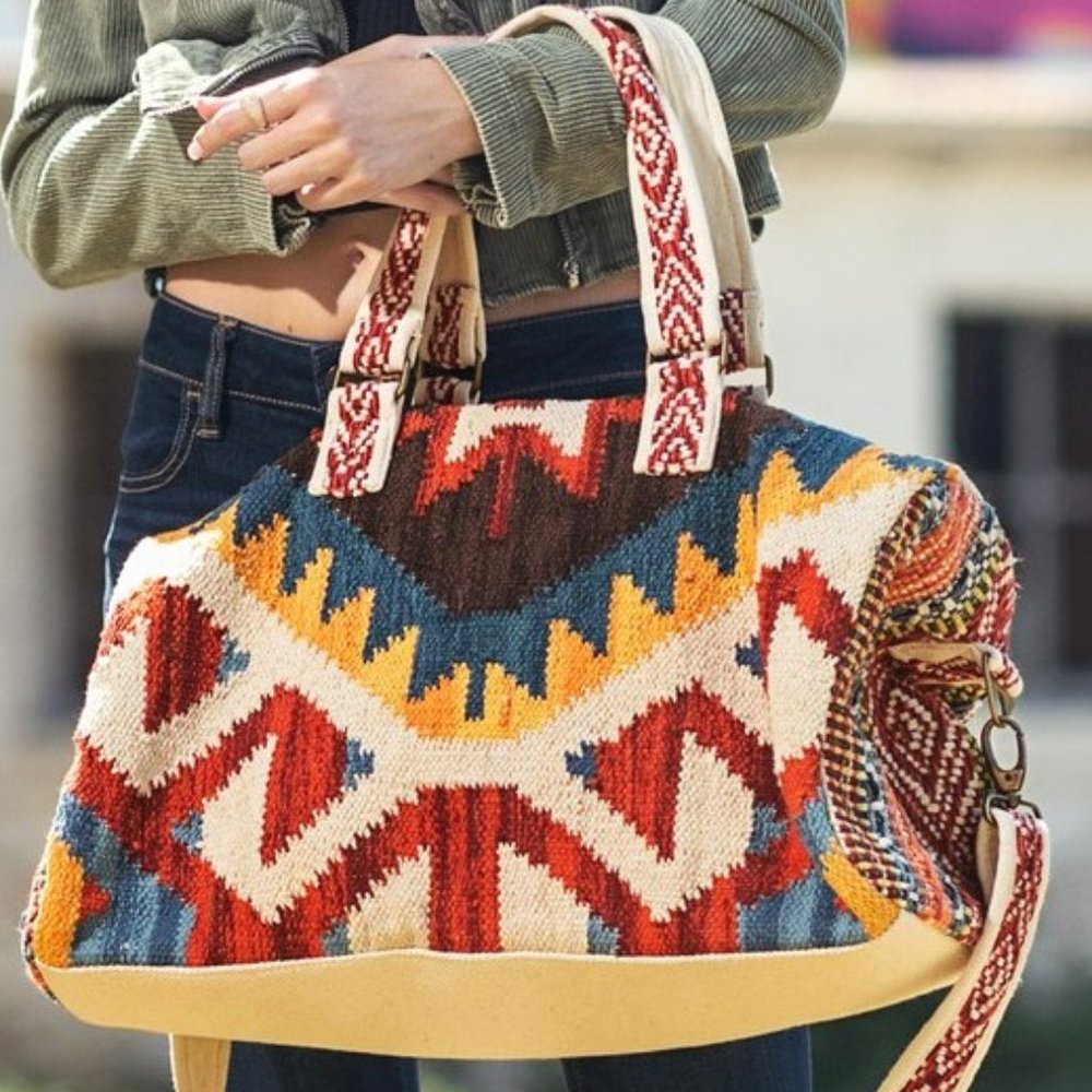 Boho Travel Bag - Ethnic Navajo Design - Handwoven from Fully Fine Cotton - Picture 6 of 9